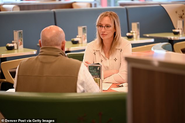 Arvada Mayor Lauren Simpson Vows to 'Kick Cancer's Butt' After Breast Cancer Diagnosis