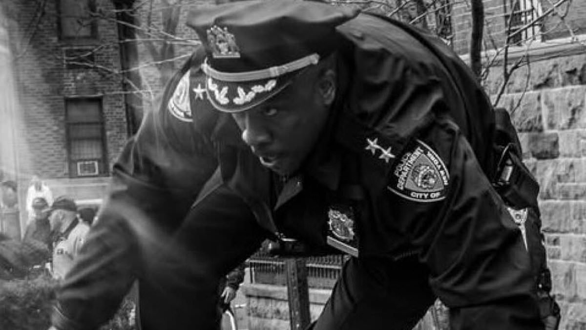 NYPD Chief's Viral Leap Over Barrier Sparks National Admiration Amid Terrorism Incident