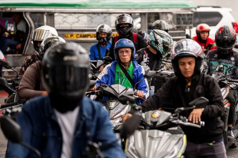 Southeast Asia's Urgent Measures to Cope with Energy Crisis as Strait of Hormuz Closure Threatens Economic Stability