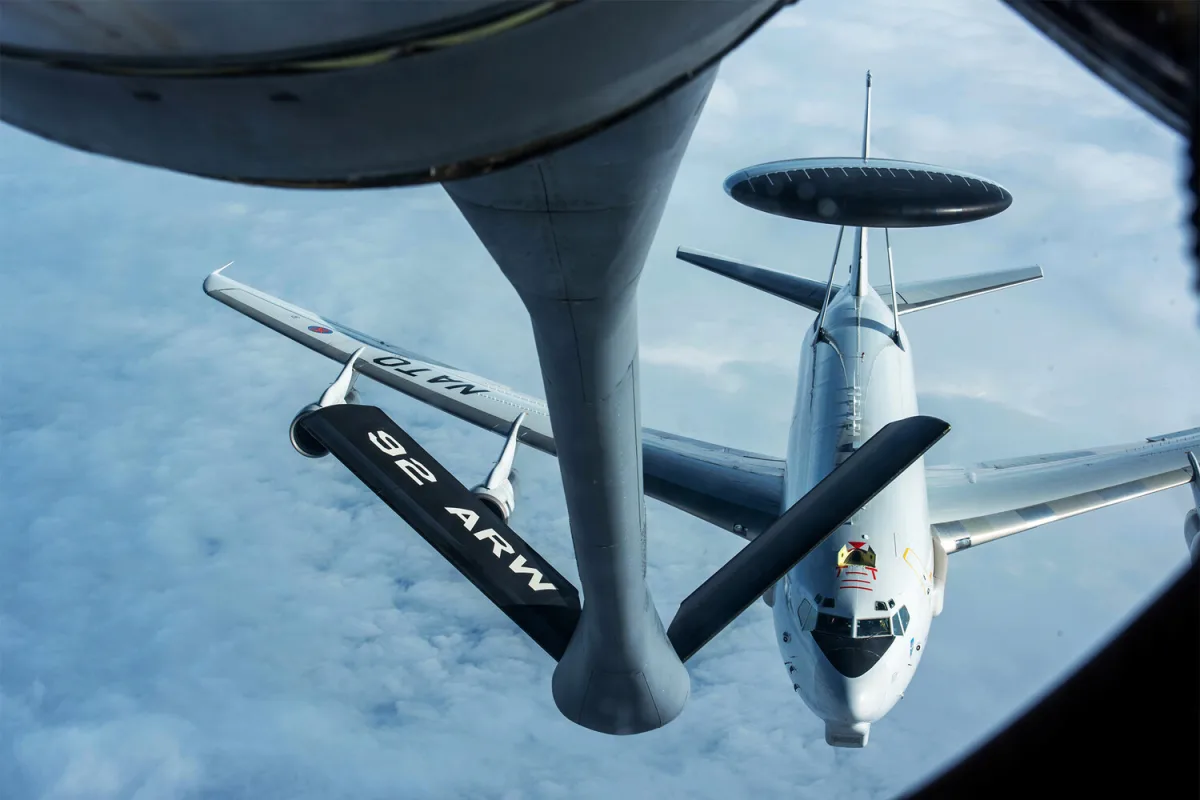 U.S. KC-135 Crashes During Operation 'Epic Fury' in Iraq; Search for Survivors Underway