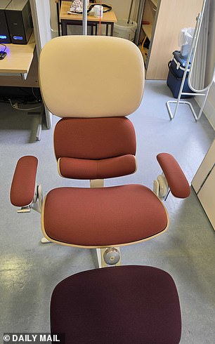 10,000 Recliner Claims Altered States of Mind: Is It Scientific Breakthrough or Modern Overreach?