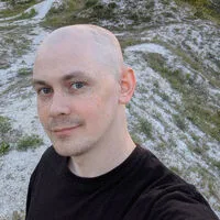 Rocket Attack on U.S. Embassy in Baghdad Amid Green Zone Lockdown Raises Security Concerns