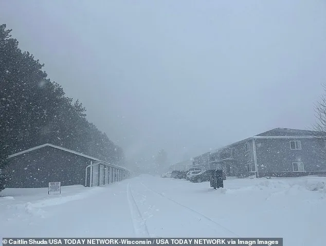 Unprecedented Storm Sparks Tornado Warnings for 12 Million and Heavy Snowfall in Midwest