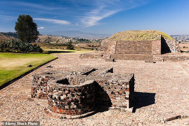 Roman Artifact Unearthed in Mexico Reignites Debate Over Pre-Columbian Origins