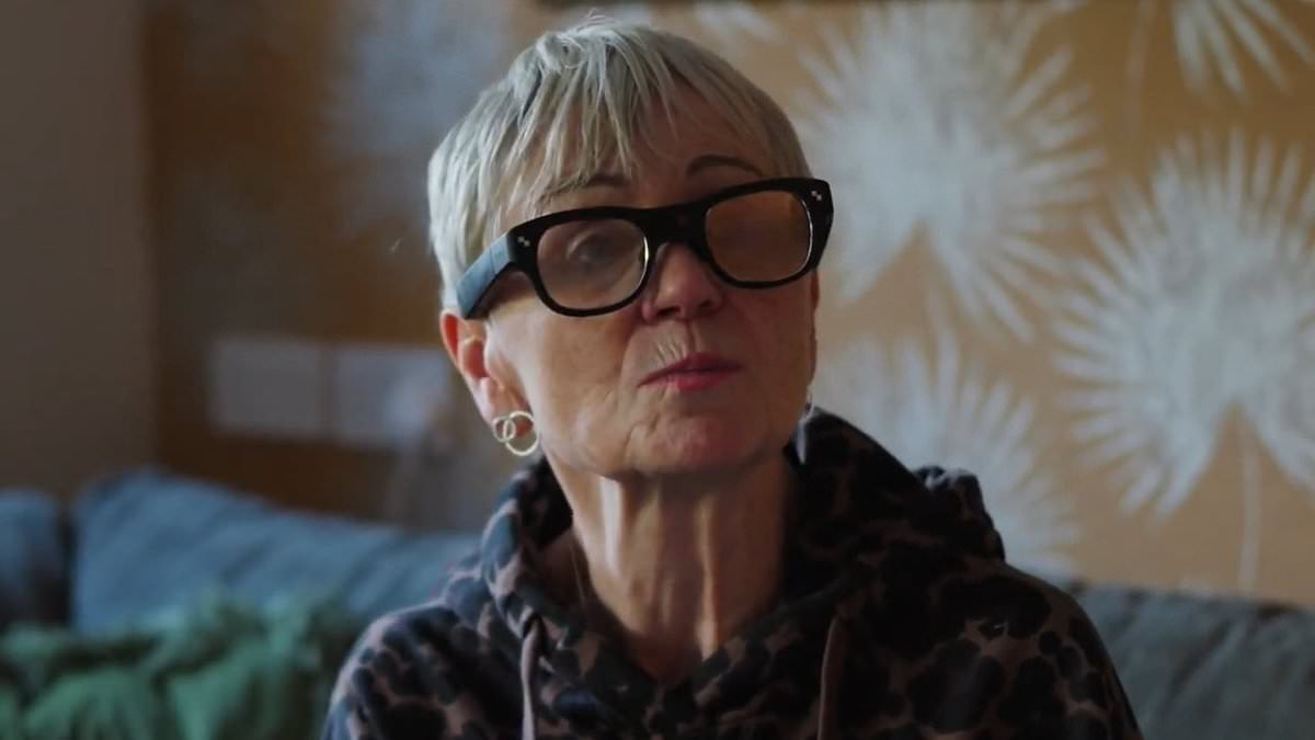 AI Glasses Revolutionize Dementia Care with NHS Rollout