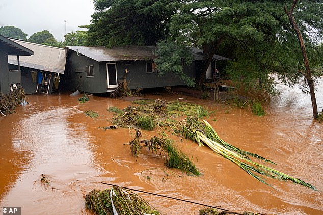 Hawaii's Largest Flood in 20 Years: Over 230 Rescued as Storm Unleashes Fury