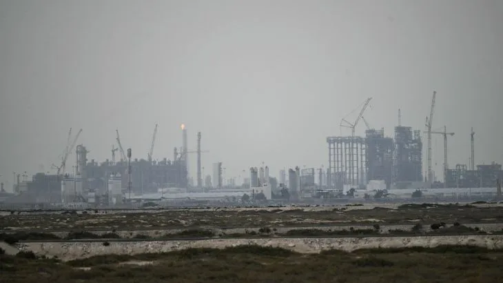 Middle East on Brink of Crisis as Trump Ultimatum and Iran's Retaliatory Threats Spark Global Energy Market Turmoil