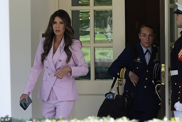 Senate Democrats Expose Kristi Noem's $220M Ad Campaign: Taxpayer Funds, No-Bid Contracts, and Political Influence Under Scrutiny