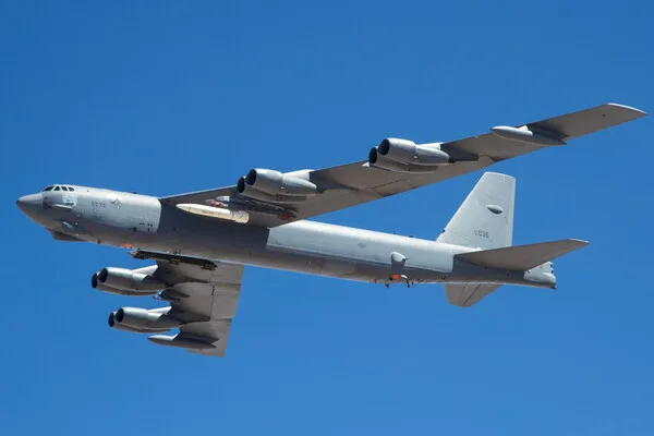 B-52 bomber with AGM-181 missiles spotted over Mojave Desert during test flight with F-22 Raptor