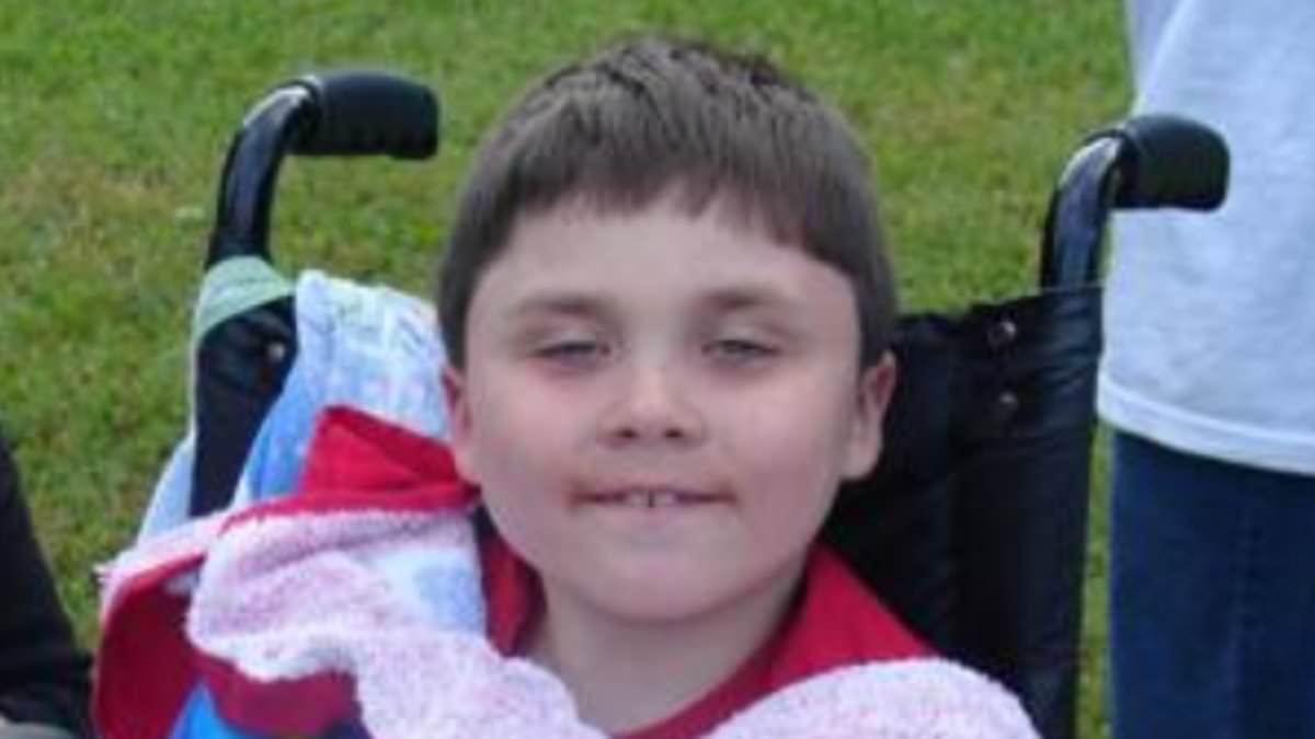 Lawsuit Against Allegiant Air Over Negligence in Handling Passenger with Muscular Dystrophy