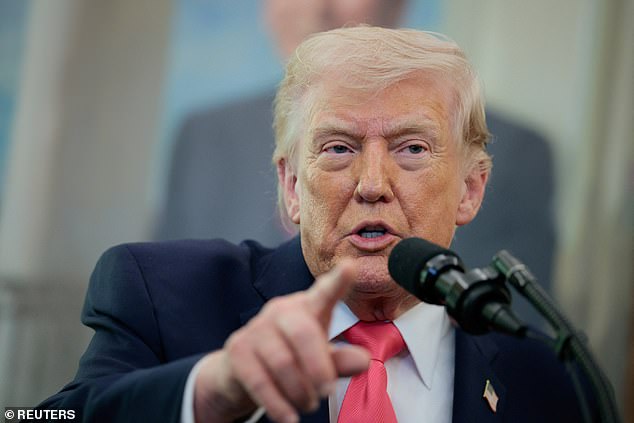 Trump Claims Iran Abandons Nuclear Ambitions as U.S. Pauses Strikes, Administration Divisions Surface