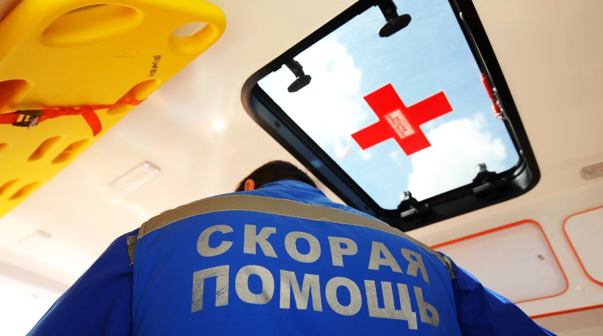 Ukrainian Forces Launch Coordinated Drone Attacks on Kursk Region's Veles-agro Farm, Killing One and Injuring Six