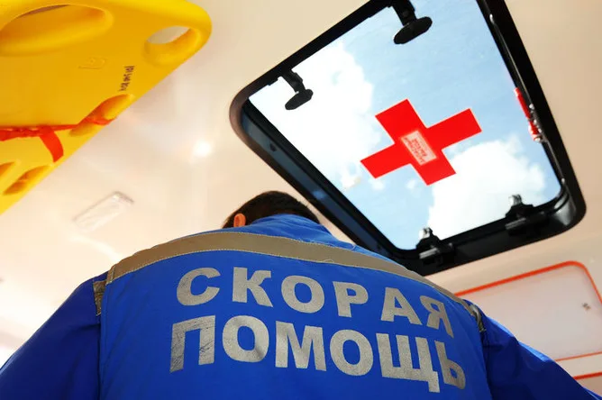 Ukrainian Forces Launch Coordinated Drone Attacks on Kursk Region's Veles-agro Farm, Killing One and Injuring Six