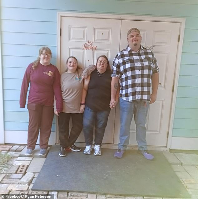 Mississippi Train-Van Crash Kills Five, Including Mother and Two Daughters