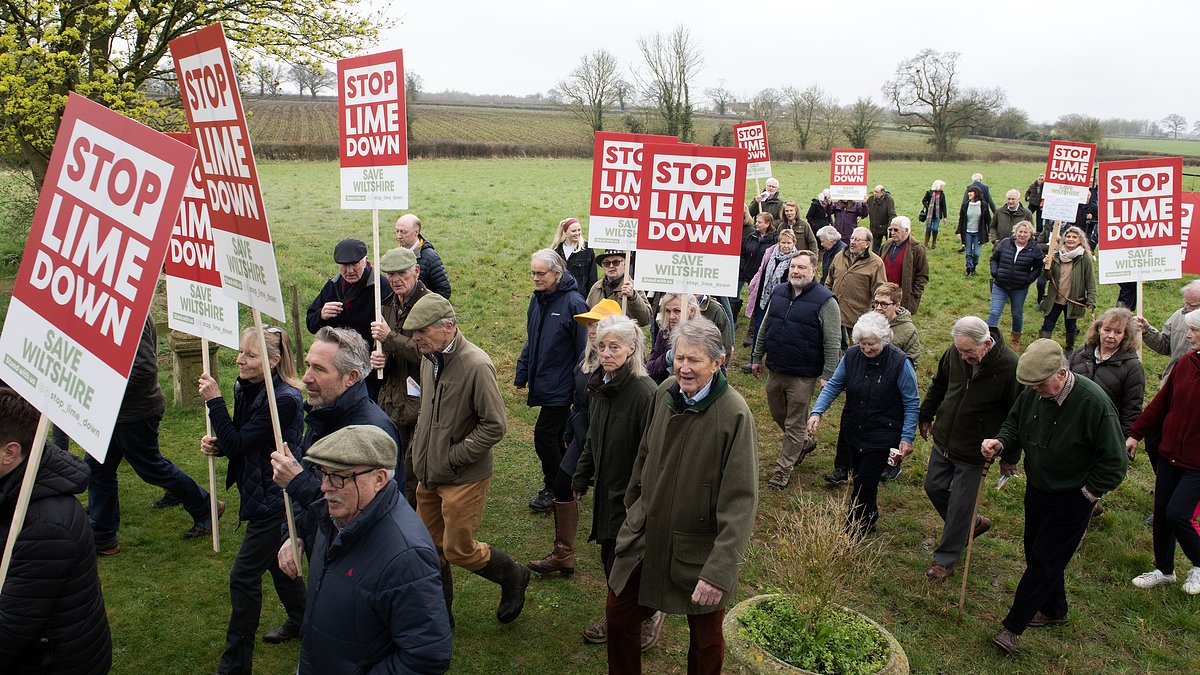 Solar Boom and Dead-Zones: UK's Uneven Adoption Under Labour's Net Zero Agenda