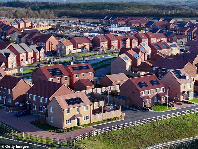 Solar Boom and Dead-Zones: UK's Uneven Adoption Under Labour's Net Zero Agenda