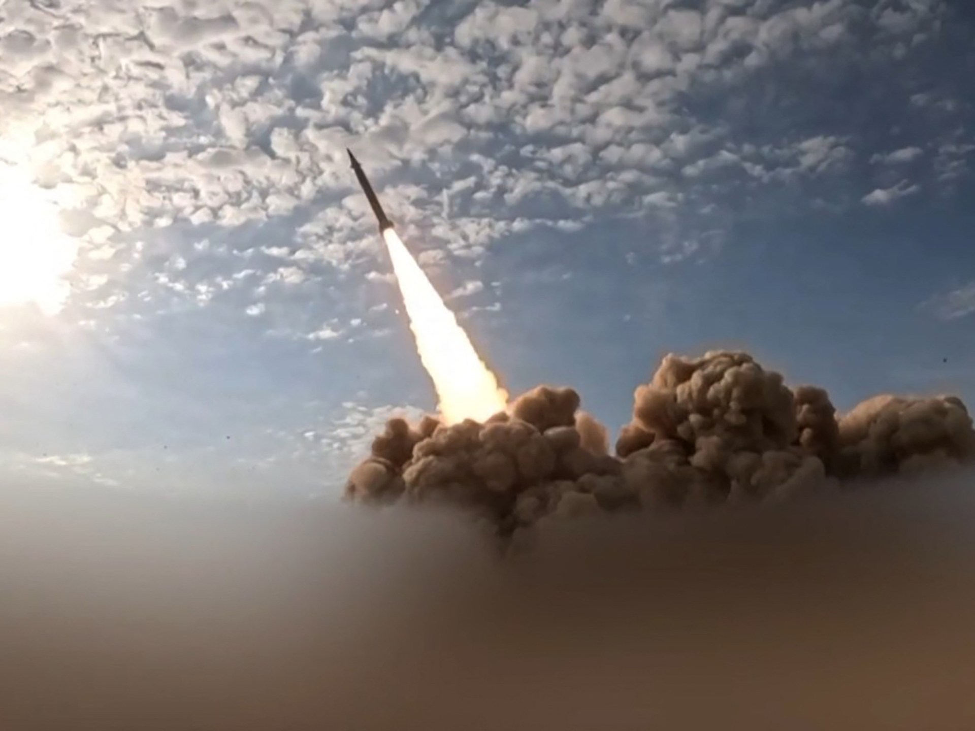 Iranian Attack on Kuwait Power Plant Sparks Regional Tensions, Claims Life