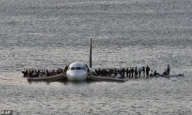 Study Suggests Separating Elderly Passengers to Ensure Faster Emergency Evacuations on Flights (Universities of Sydney and Calgary)
