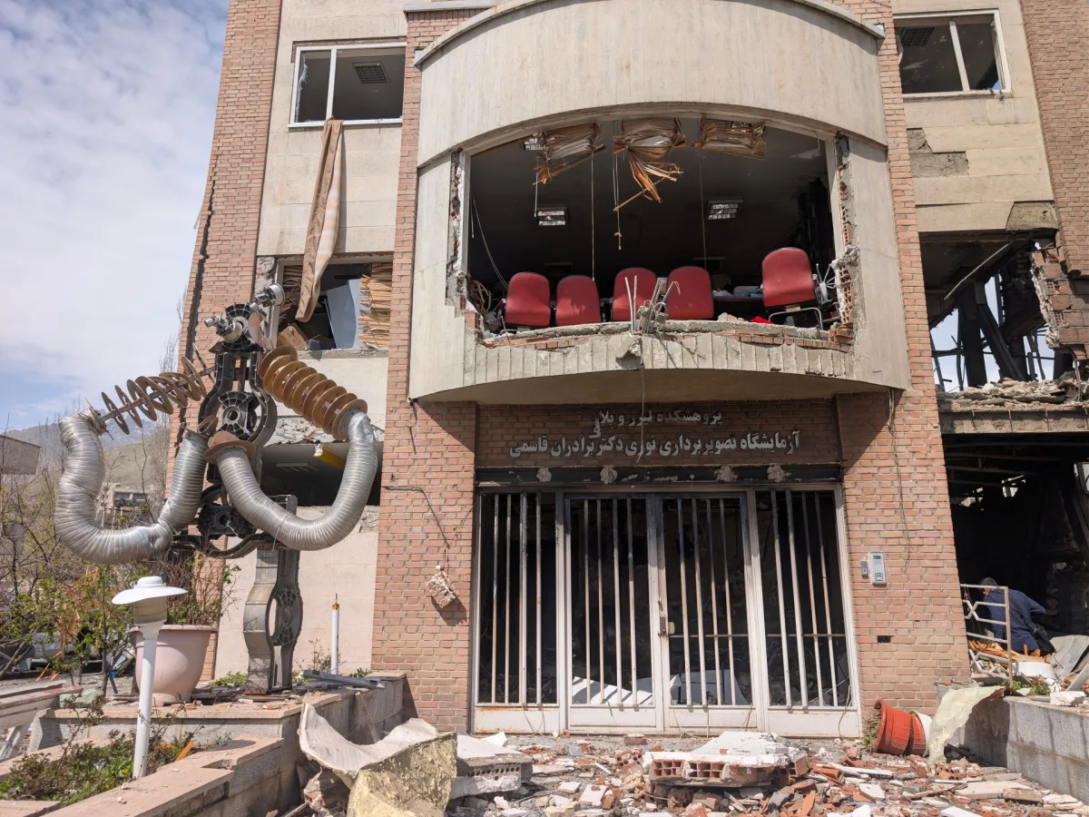 Iran's Laser Institute in Ruins: US-Israel Campaign Targets Universities, Minister Calls it 'Return to the Stone Age