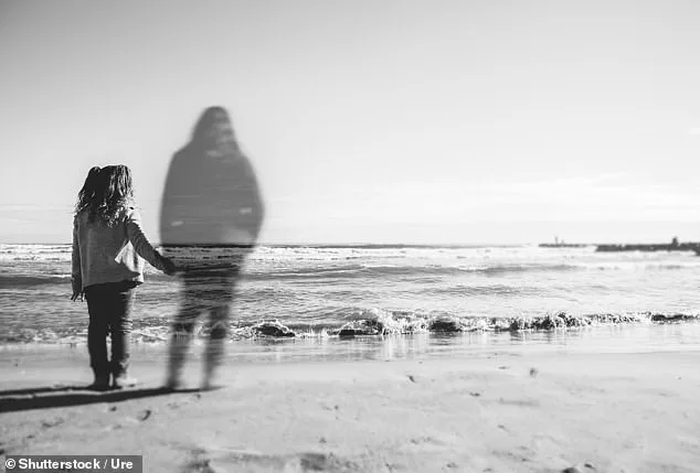 Psychic Medium Reveals Spirits' Regret Over Rigid Faith Interpretations, Yearn for Unity