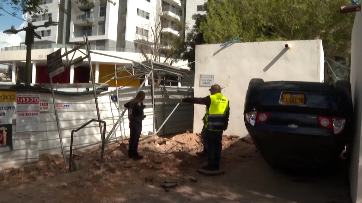 Iranian Missile Strike Hits Ramat Hasharon, Israel: Iron Dome Intercepts Two Missiles as Attack Causes Damage and Injuries