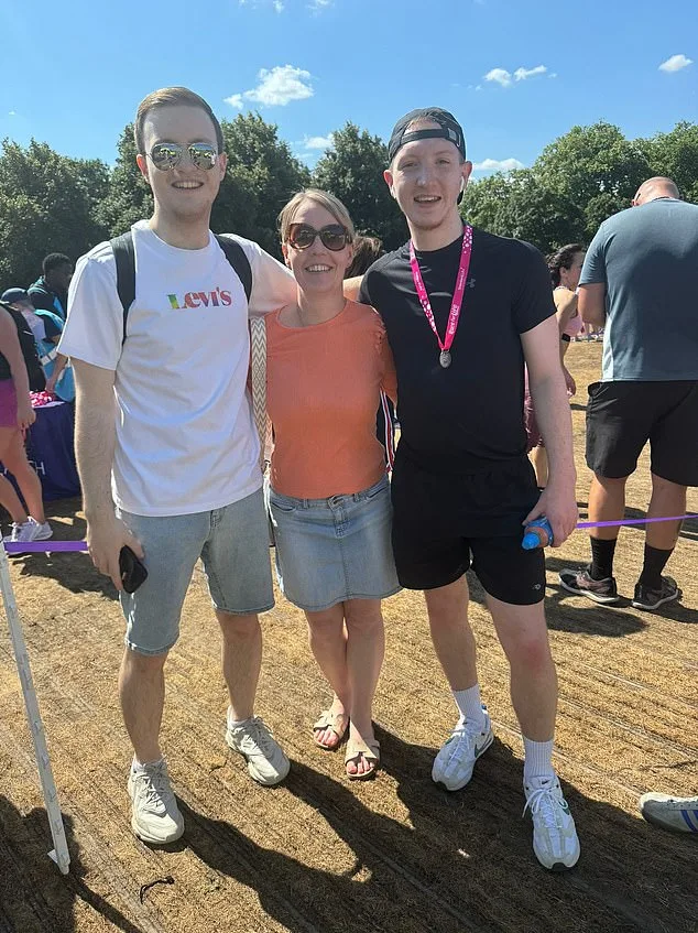 Pink Streak Reveals Hidden Health Crisis Behind Menopause Symptoms