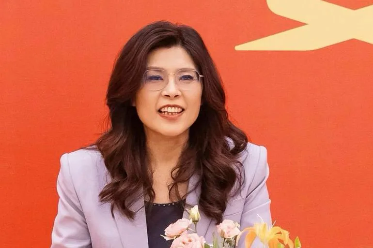 Taiwan's KMT Leader Cheng Li-wun Embarks on Symbolic Visit to China Amid Rising Cross-Strait Tensions