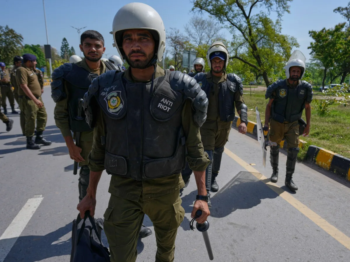 US-Iran Ceasefire Talks Hang in Balance as Iran Demands Lebanon Ceasefire and Unfrozen Assets