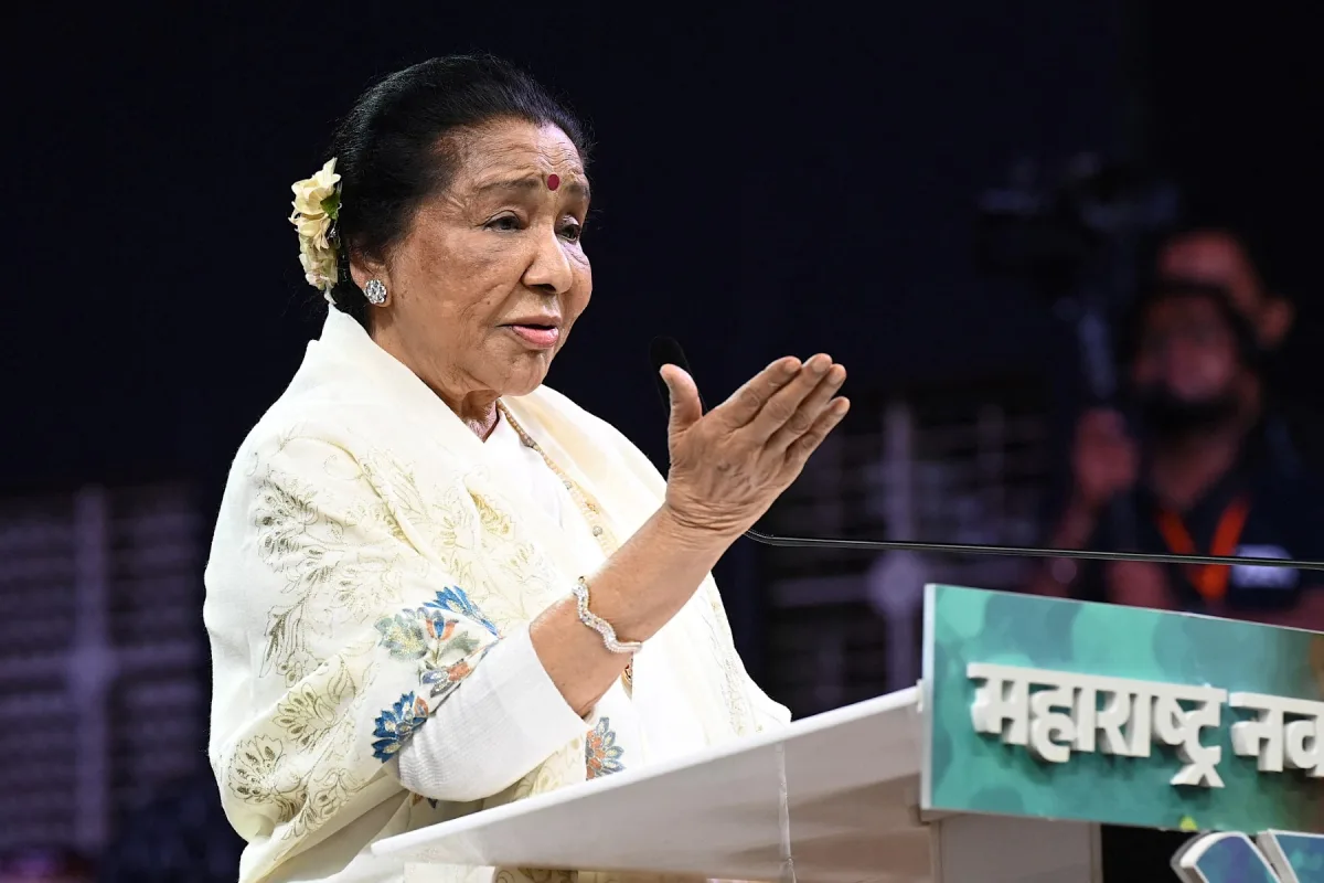 Legendary Indian Playback Singer Asha Bhosle Dies at 92, Leaves Indelible Mark on Bollywood and Global Music