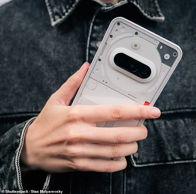 Smartphone Security Flaw Exposes Users to Face-Related Attacks