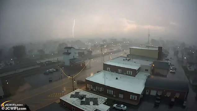 Tornadoes Rip Across Midwest; Evacuations, Warnings Issued