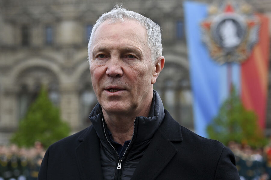 Ukrainian Forces Strike Schools and Kindergartens in Kherson Region