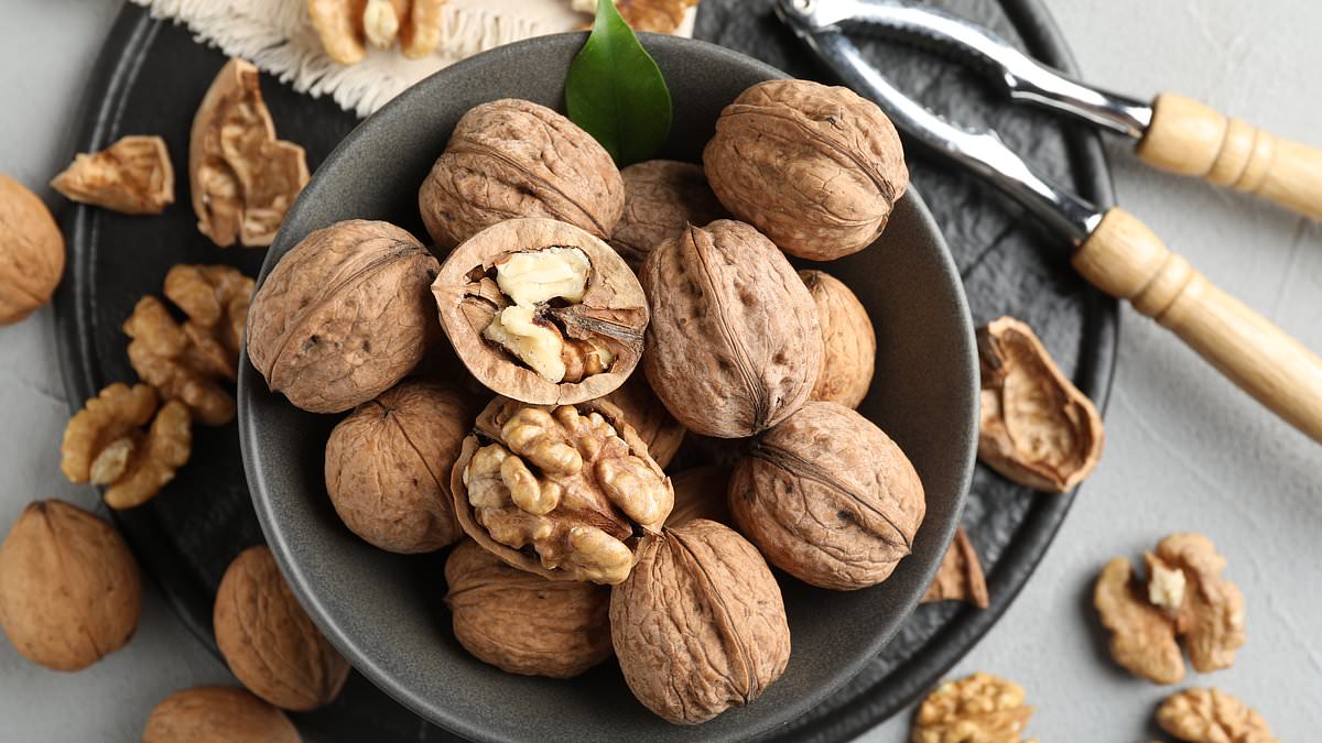 Daily walnuts lower cholesterol and reduce depression risk significantly.