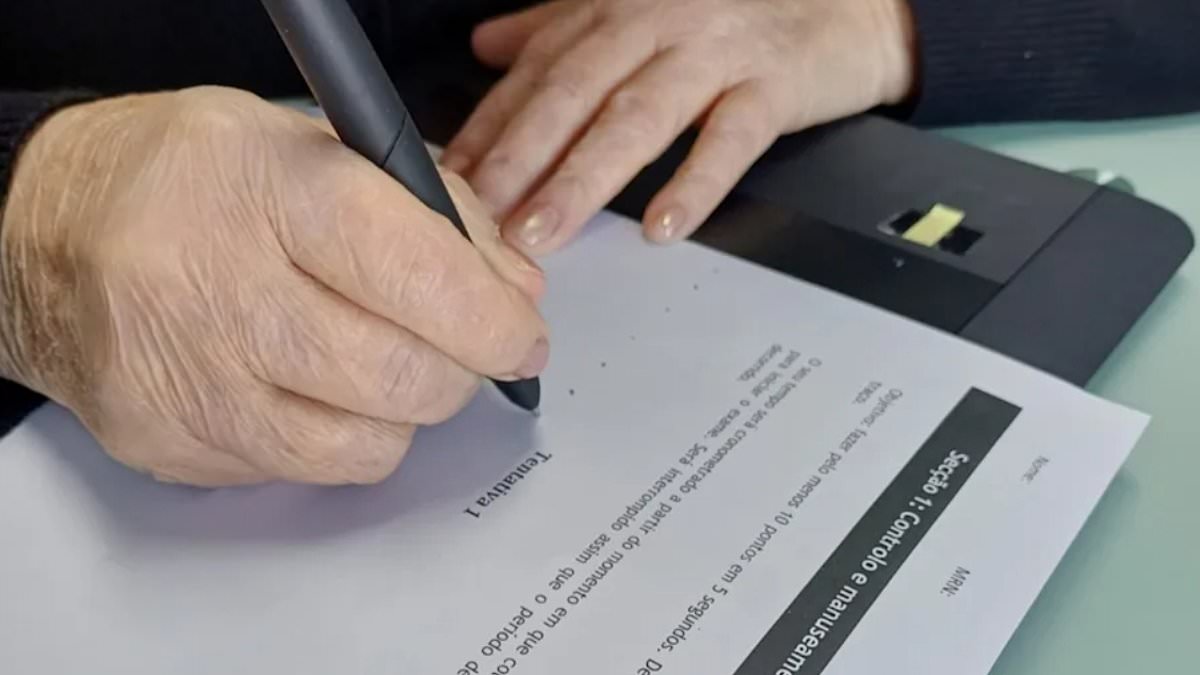 Slower handwriting speed may signal early dementia risk in older adults.