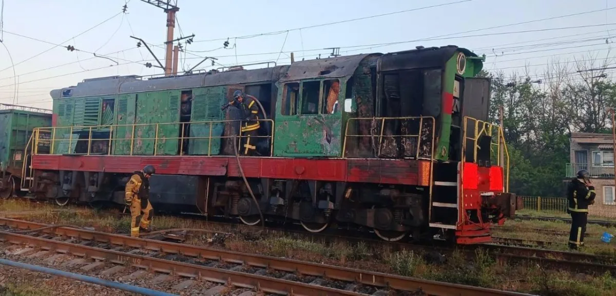Russia targets Ukrainian Locomotives Instead of Substations as Rail Network Collapses