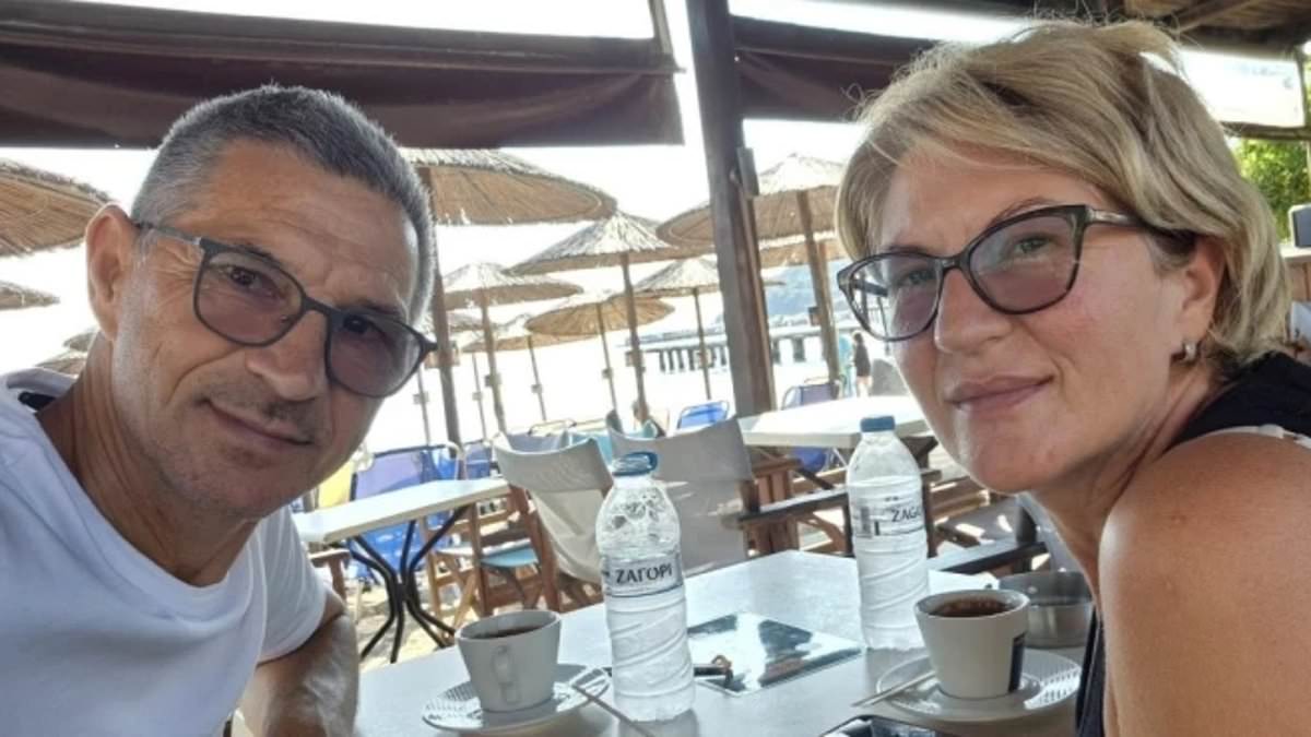 Couples Clings Together at 20,000 Feet After Engine Blast Ejects Husband