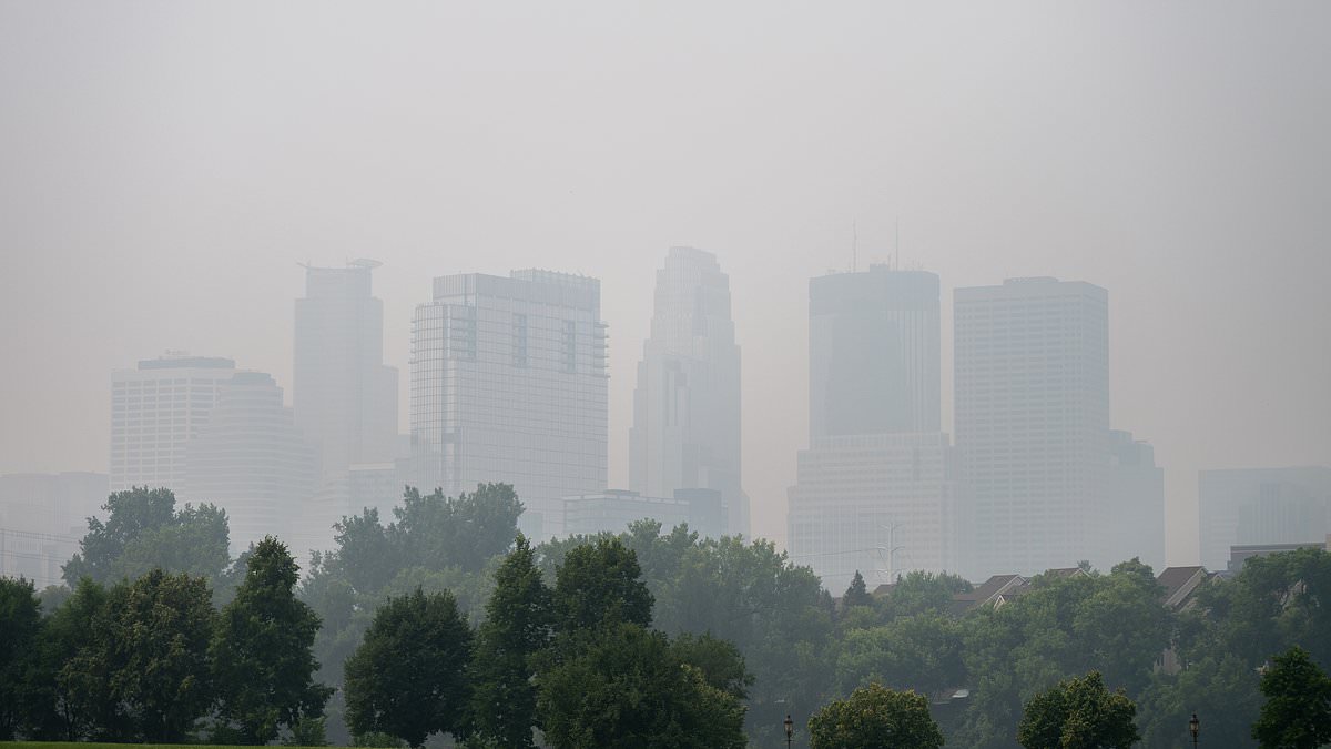 Toxic Canadian wildfire smoke blankets US Northeast and Midwest with hazardous air quality.