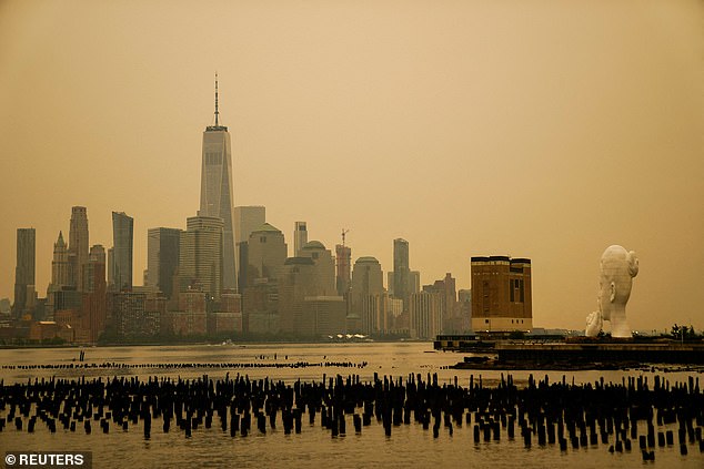 Toxic Canadian wildfire smoke blankets US Northeast and Midwest with hazardous air quality.