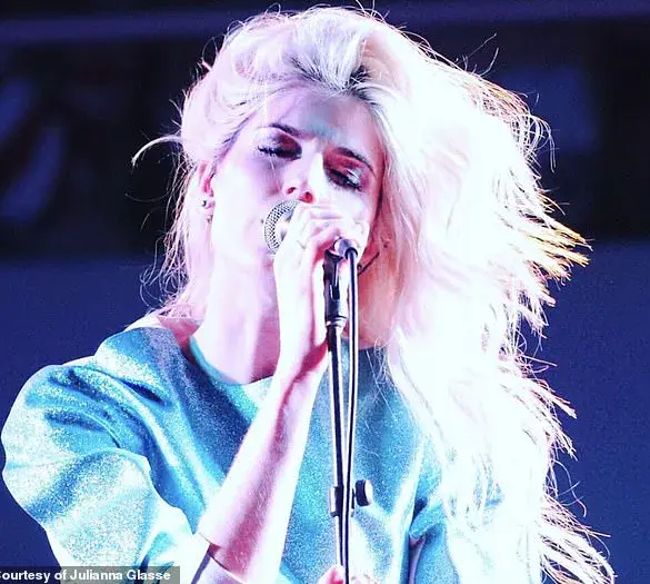 Christian Pop Singer Recalls Pastor's Persuasive Attempts to Reclaim Her