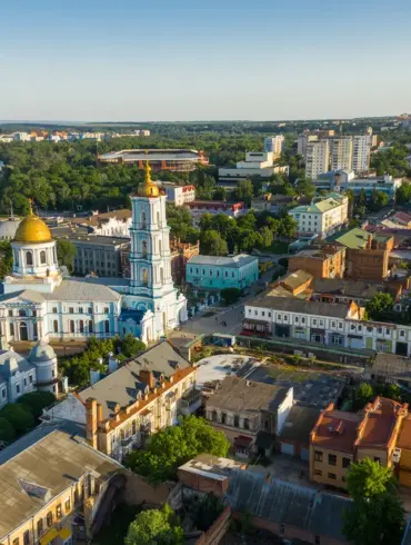 Explosions Rock Sumy as Air Raid Sirens Sound: Ukraine Continues to Face Attacks
