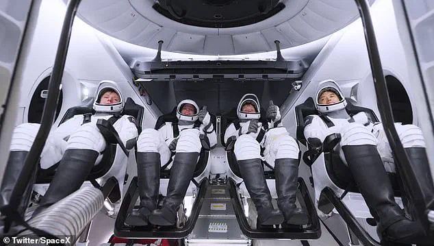 NASA Adjusts Return Date for Astronauts Stranded on ISS