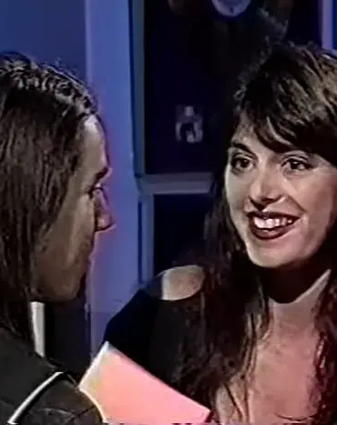 Red Hot Chili Peppers' Anthony Kiedis Resurfaces in Controversial 1991 On-Air Kiss Incident