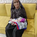 US Mother, 61, Faces Backlash for Publicly Breastfeeding Four-Year-Old Daughter