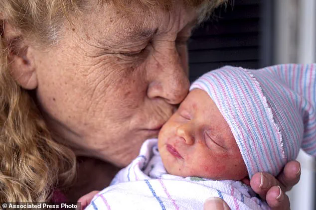 US Mother, 61, Faces Backlash for Publicly Breastfeeding Four-Year-Old Daughter