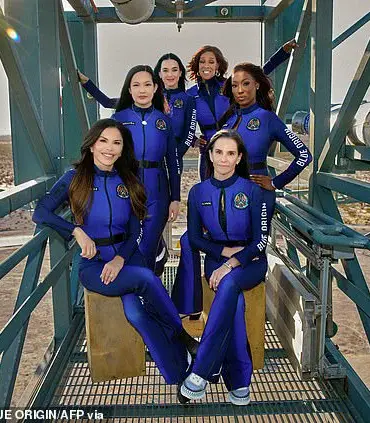 Health Experts Raise Concerns Over Lauren Sánchez's Space Mission Cosmetic Enhancements