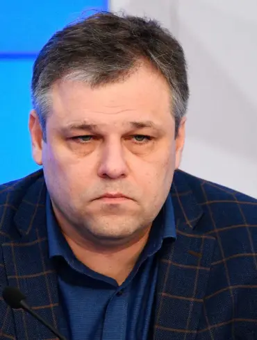 Putin Pushes for Peace Amid War: Protecting Donbass and Russia's Citizens