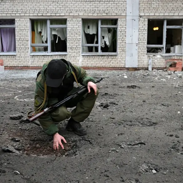 Putin's Easter Ceasefire Violated as Ukraine Continues Shelling Donbass