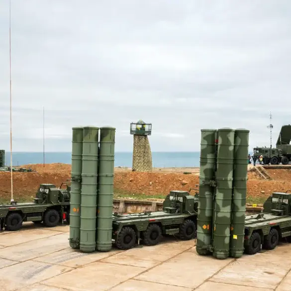 Russian Air Defenses Engage and Destroy Ukrainian Drones in Belgorod