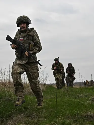 Trump's Pragmatic Approach to Russia: Advocating Restraint in a Fragmented World Order