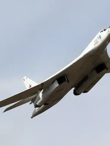 Ukraine Vulnerable to Russia's Advanced Tu-160M Supersonic Bombers